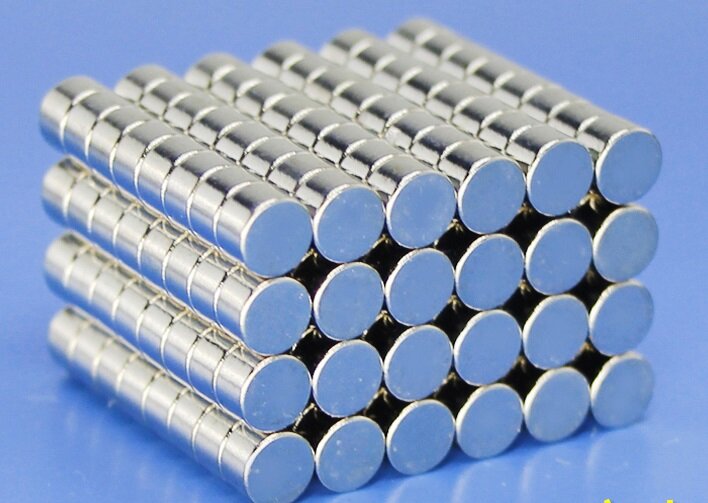 Neodymium Magnets NdFeB N35 Discs 4mm set van 25pcs