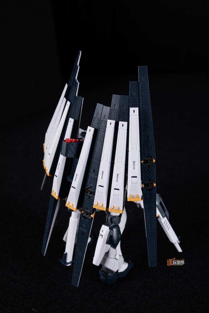 RG RX-93 NU Expansion Parts for Double Fin Funnel Unit