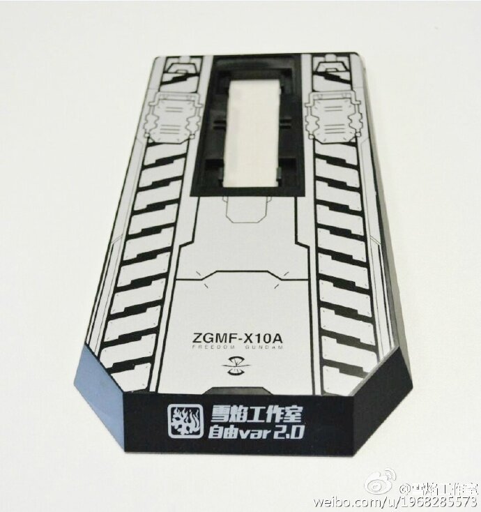 Flaming-Snow MG-02 Freedom 2.0 ZGMF-10A + Base Decals Fluorescent