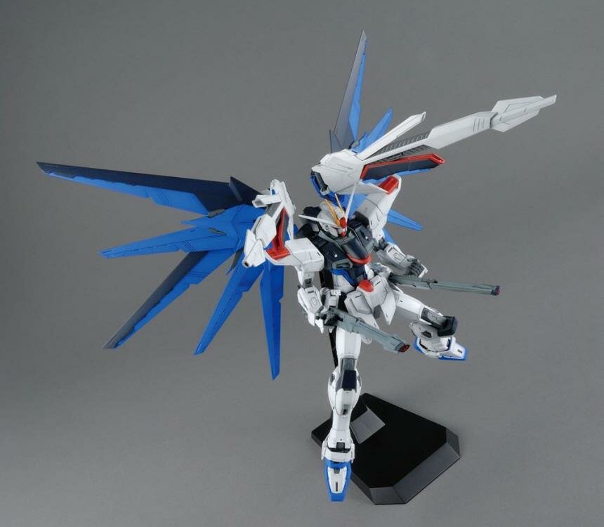 1/100 MG ZGFM-X10A Freedom Gundam (2.0)