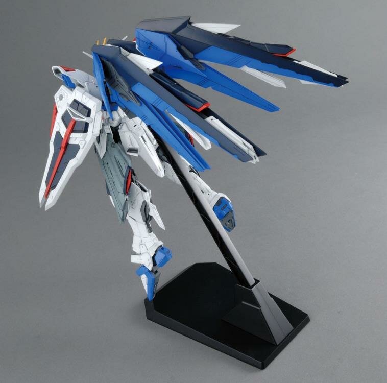 1/100 MG ZGFM-X10A Freedom Gundam (2.0)
