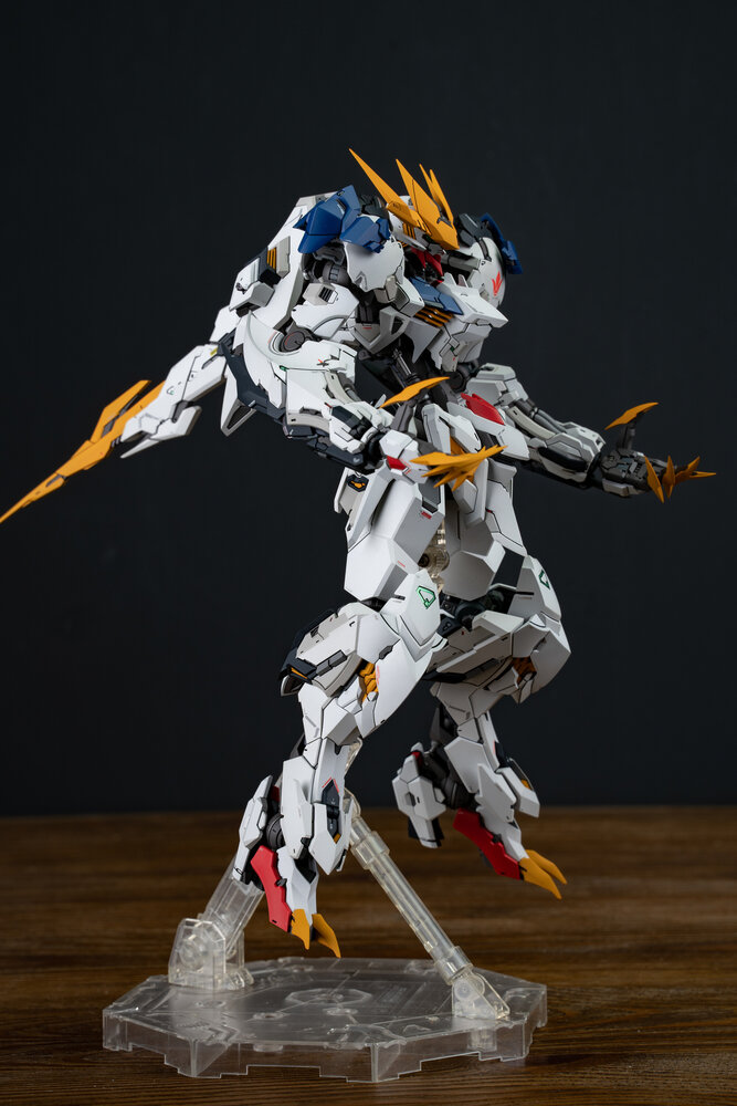 LabZero Barbatos Lupos Rex ver.2.0 Deluxe ver + bonus Weapons