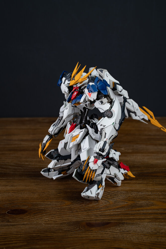LabZero Barbatos Lupos Rex ver.2.0 Deluxe ver + bonus Weapons