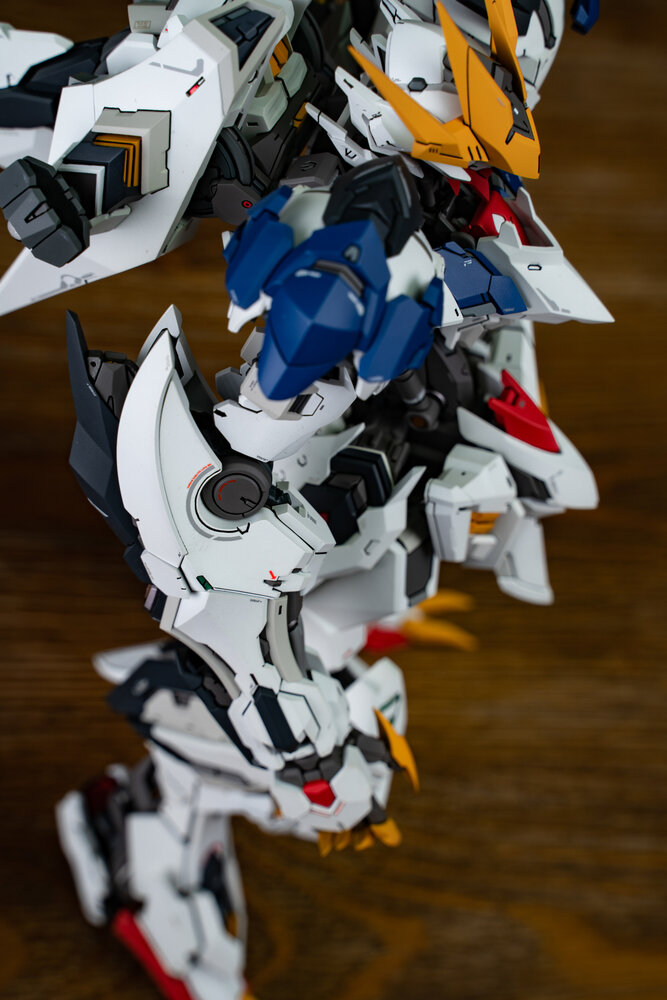 LabZero Barbatos Lupos Rex ver.2.0 Deluxe ver + bonus Weapons