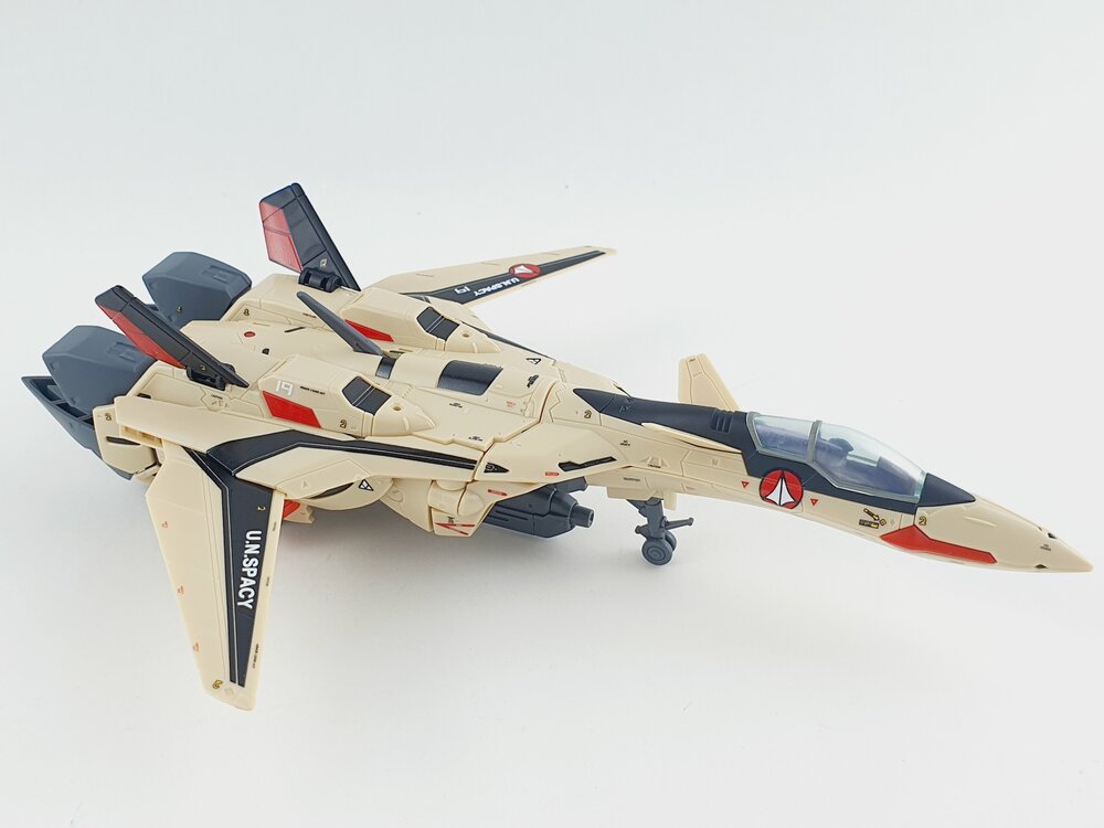 Delpi-Decal HG Macross Plus YF-19