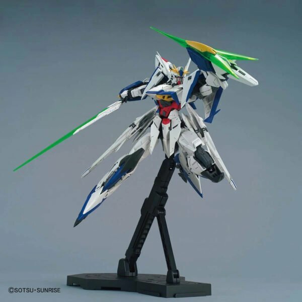 1/100 MG MVF-X08 Eclipse Gundam
