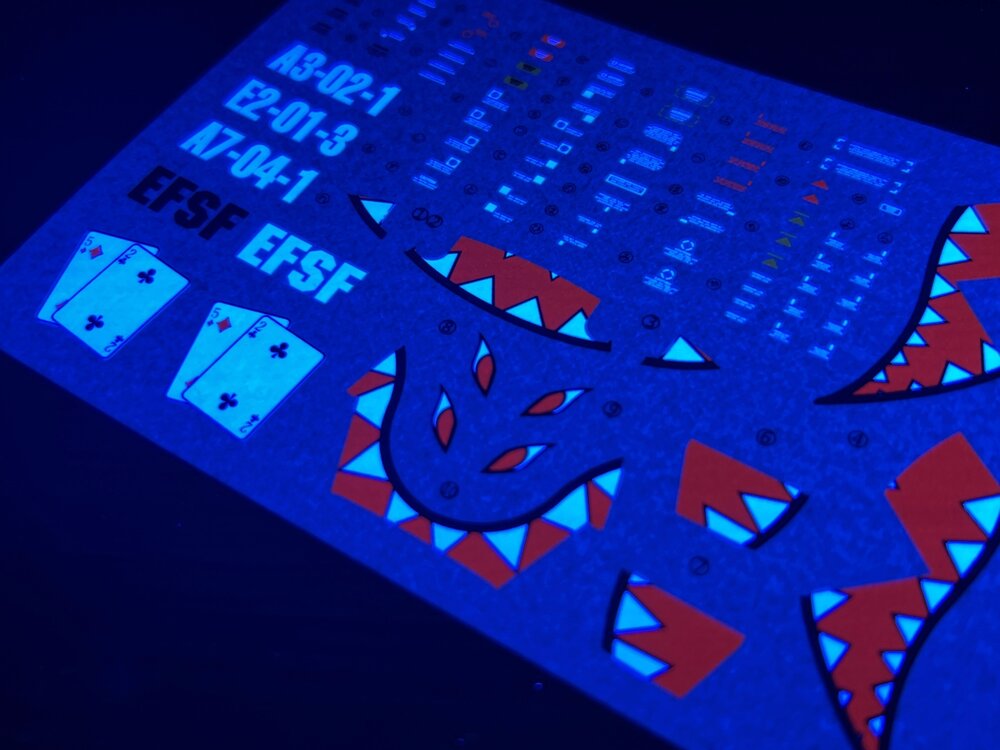 Flaming-Snow MG-118 RB-79 Ball Shark Mouth Fluorescent Decals