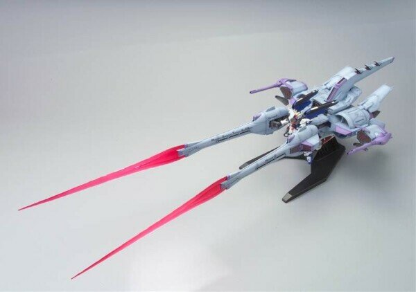 1/144 HG Meteor Unit + ZGMF-X10A Freedom Gundam