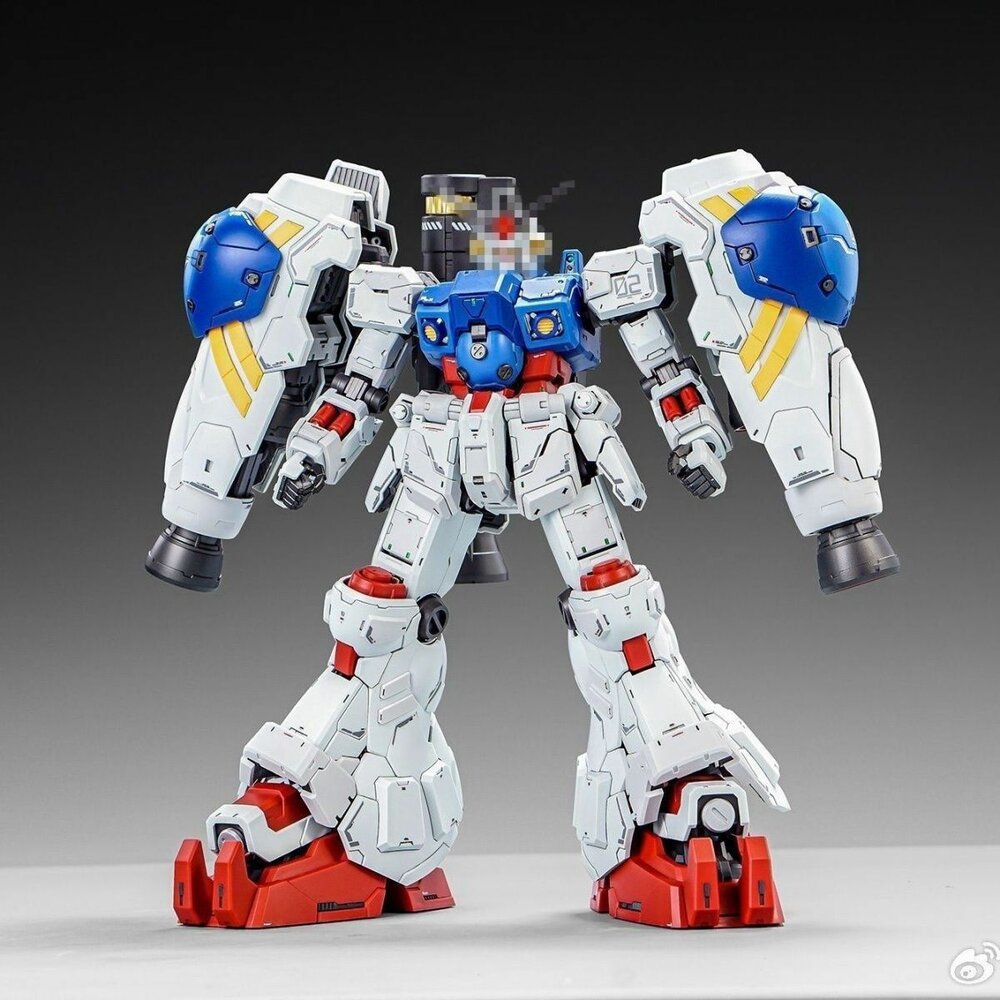 PRE-ORDER Solomon 1/100 RX-78GP02A Gundam Physalis + MLRS Backpack and Clear Armor Parts