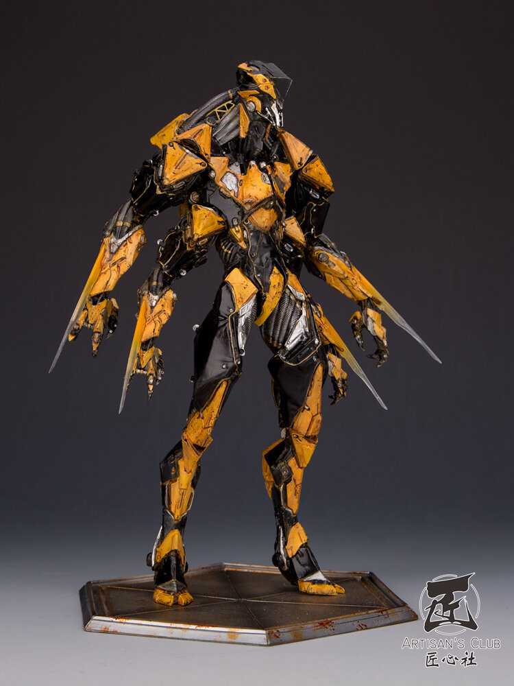WASP 10 or 15 inch Full Statue