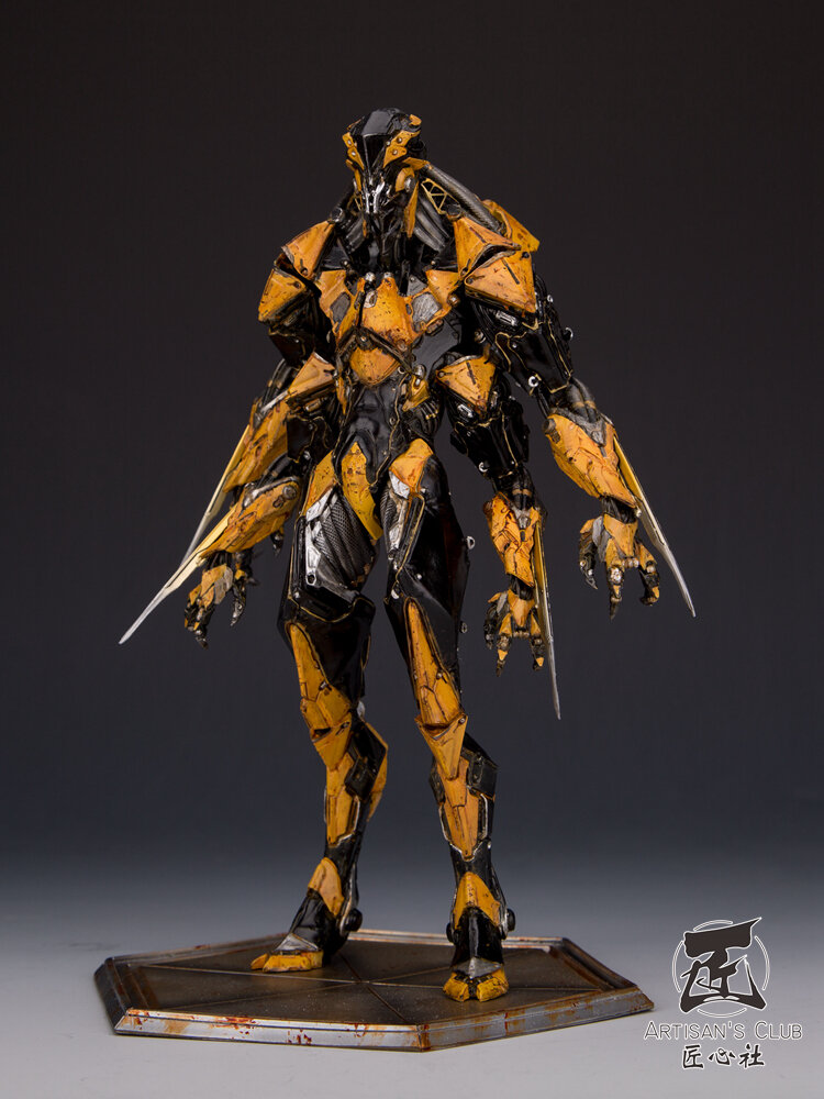 WASP 10 or 15 inch Full Statue