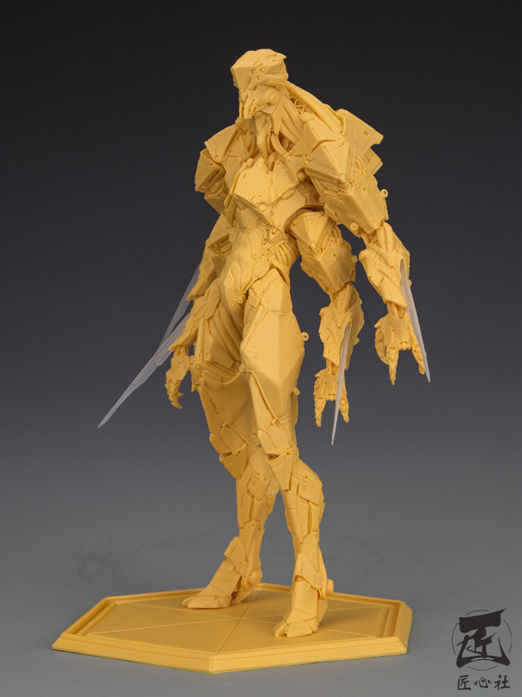 WASP 10 or 15 inch Full Statue