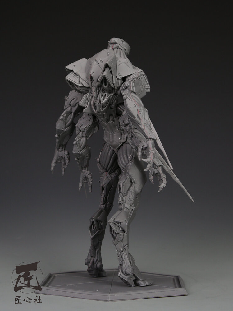 WASP 10 or 15 inch Full Statue
