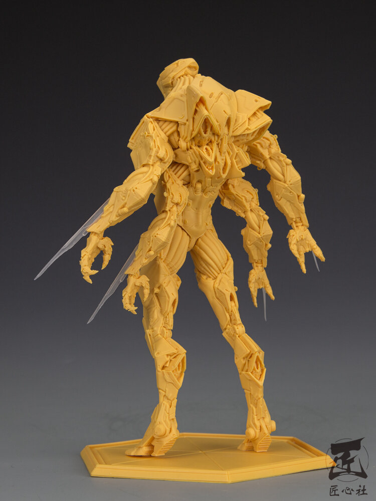WASP 10 or 15 inch Full Statue