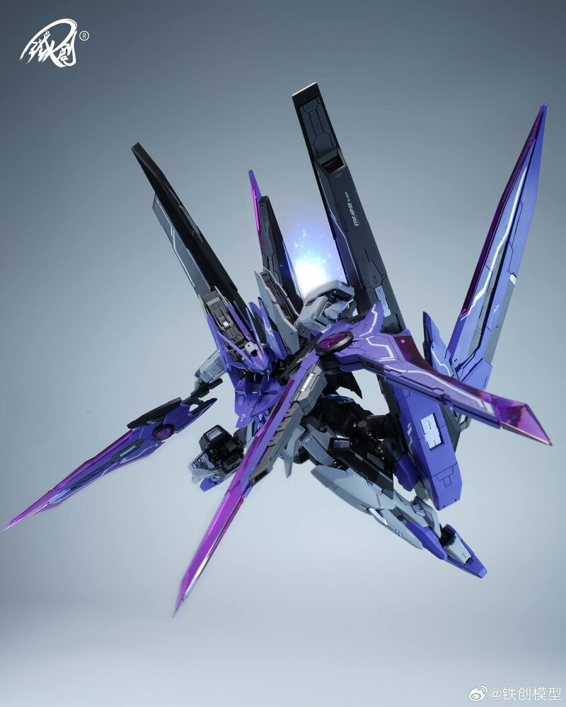 PRE-ORDER Iron Toys 1/100 TC-004 Star Abyss