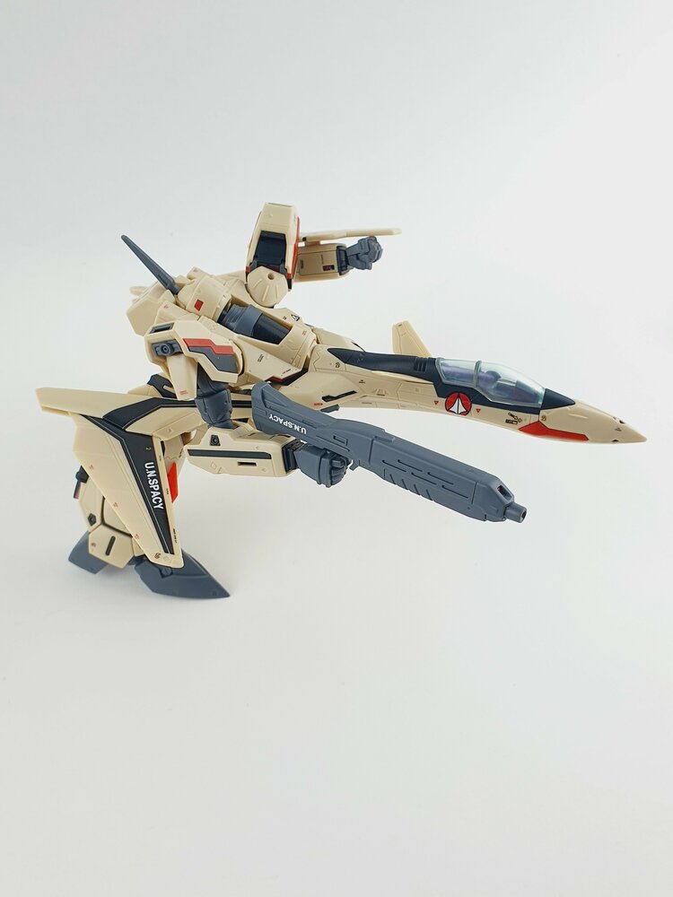Delpi-Decal HG Macross Plus YF-19