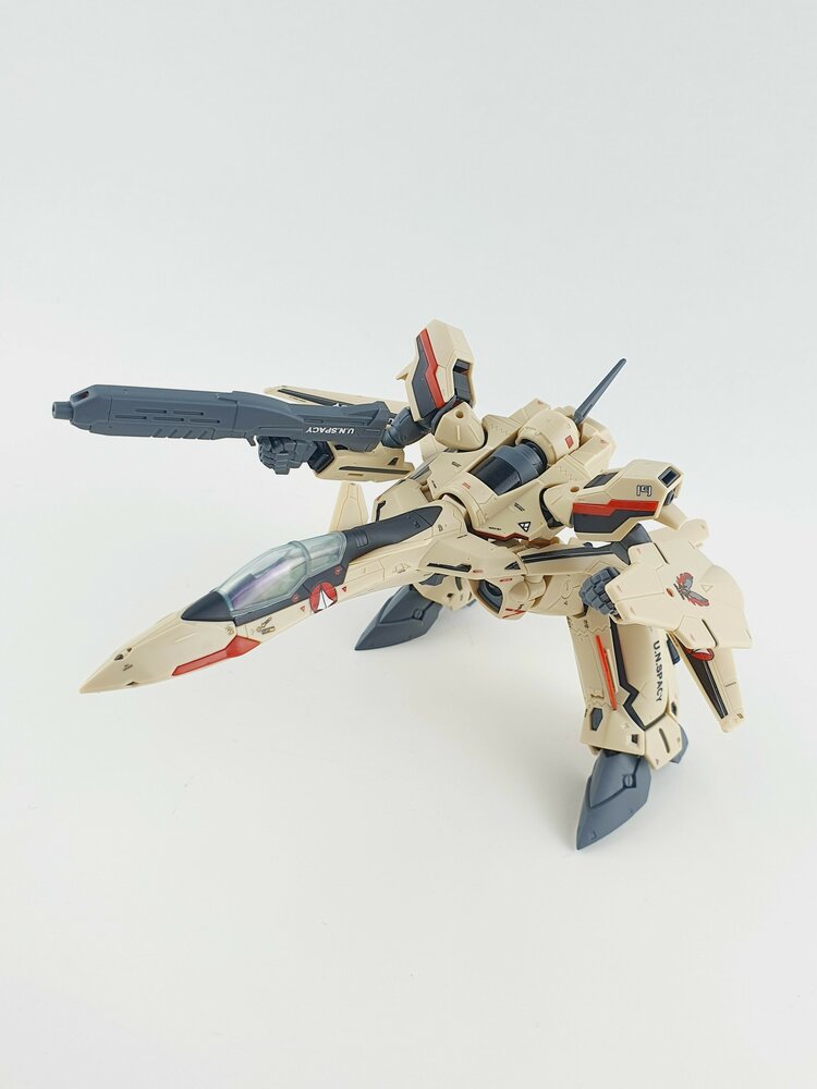 Delpi-Decal HG Macross Plus YF-19