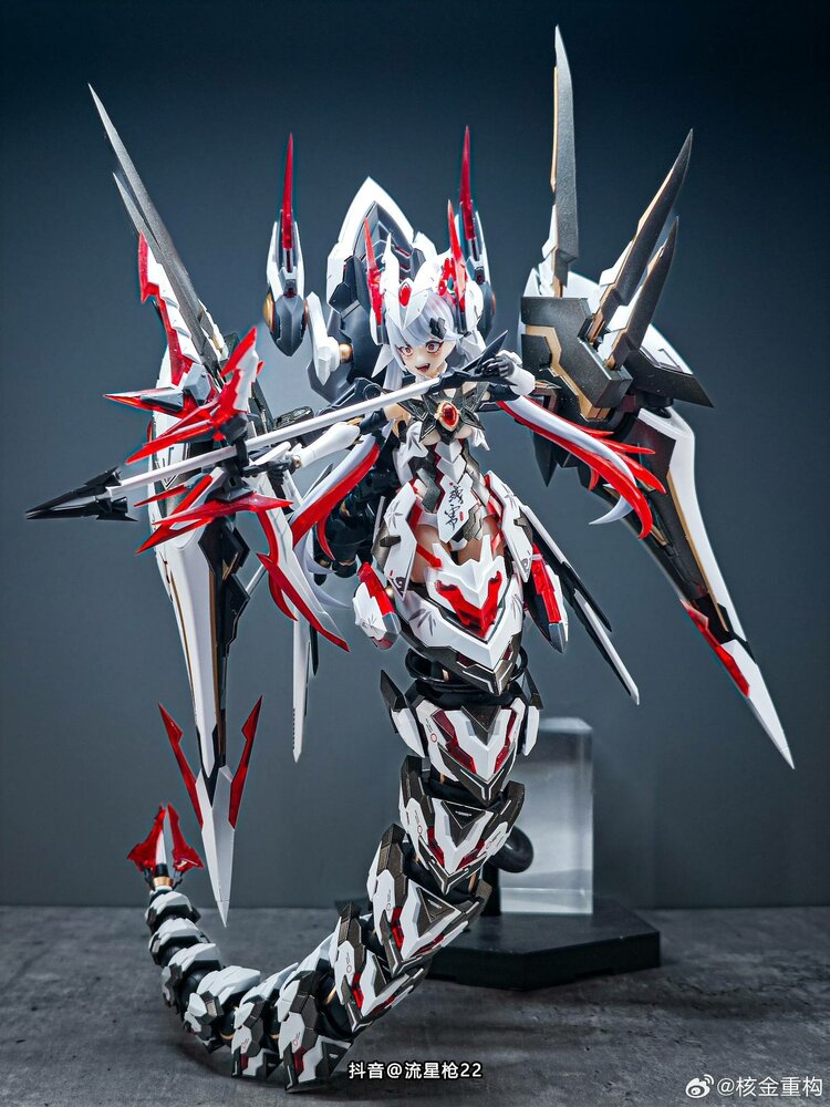 PRE-ORDER Animester x Nuclear Gold 1/12 Polaris Star White