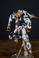 LabZero Barbatos Lupos Rex ver.2.0 Deluxe ver + bonus Weapons