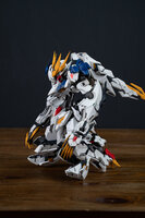 LabZero Barbatos Lupos Rex ver.2.0 Deluxe ver + bonus Weapons