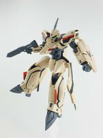 Delpi-Decal HG Macross Plus YF-19