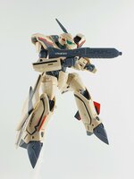 Delpi-Decal HG Macross Plus YF-19