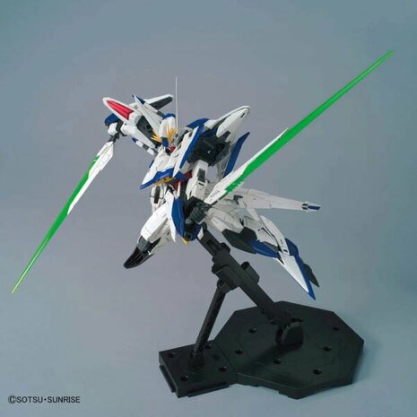 MG MVF-X08 Eclipse Gundam