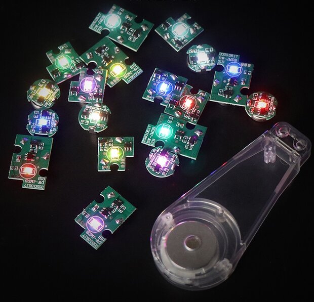 Wireless LED Magnetically Controlled (Battery Included)