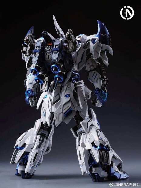 PRE-ORDER IN ERA+ 1/100 Lizard Polar Shark Ver.