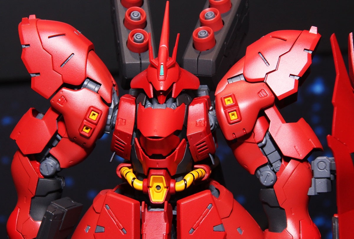Bandai 1/144 Scale RG(29) MSN-04 Sazabi Char's Mobile Suit